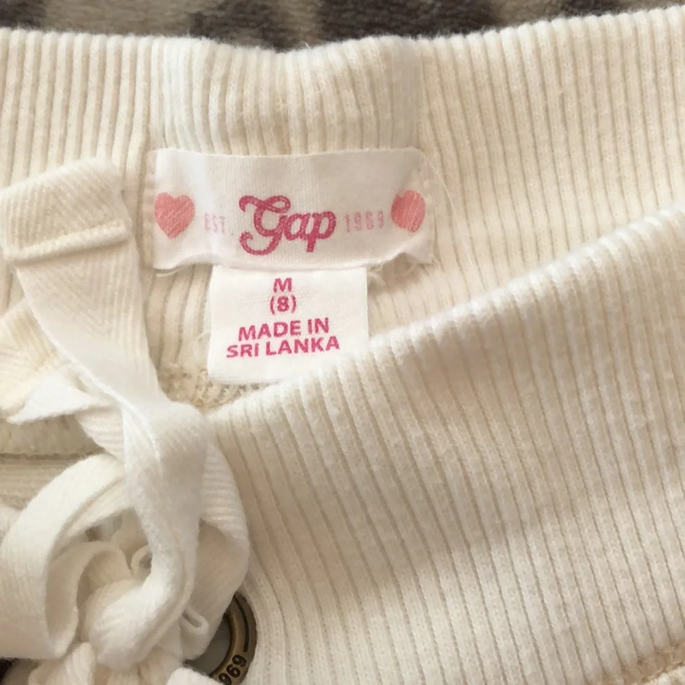 GapKids Off White Pull On Shorts Size Medium 8 Floral